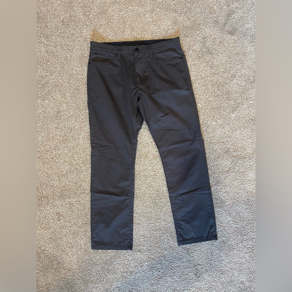Men’s Dark Gray Weatherproof Straight Fit Pants